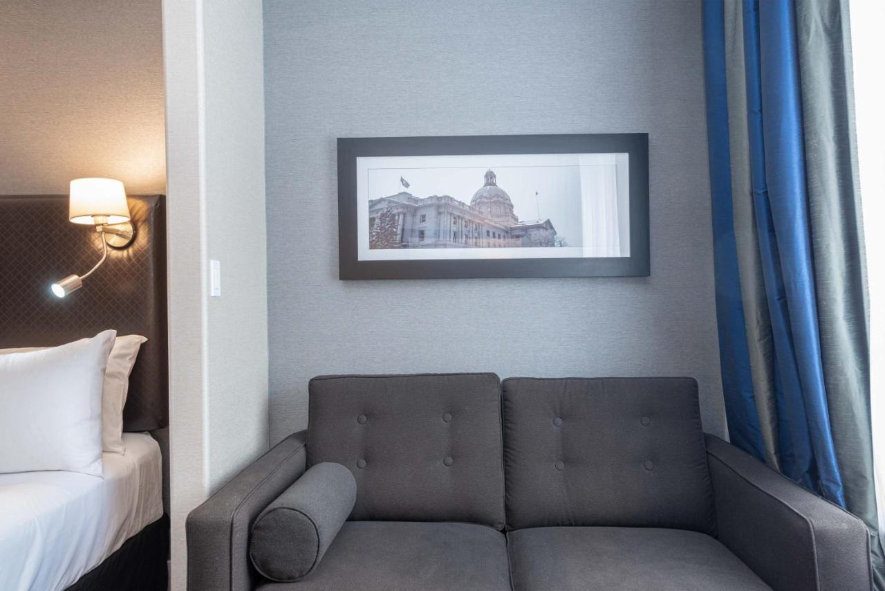Sandman Signature Edmonton South Hotel Exterior foto
