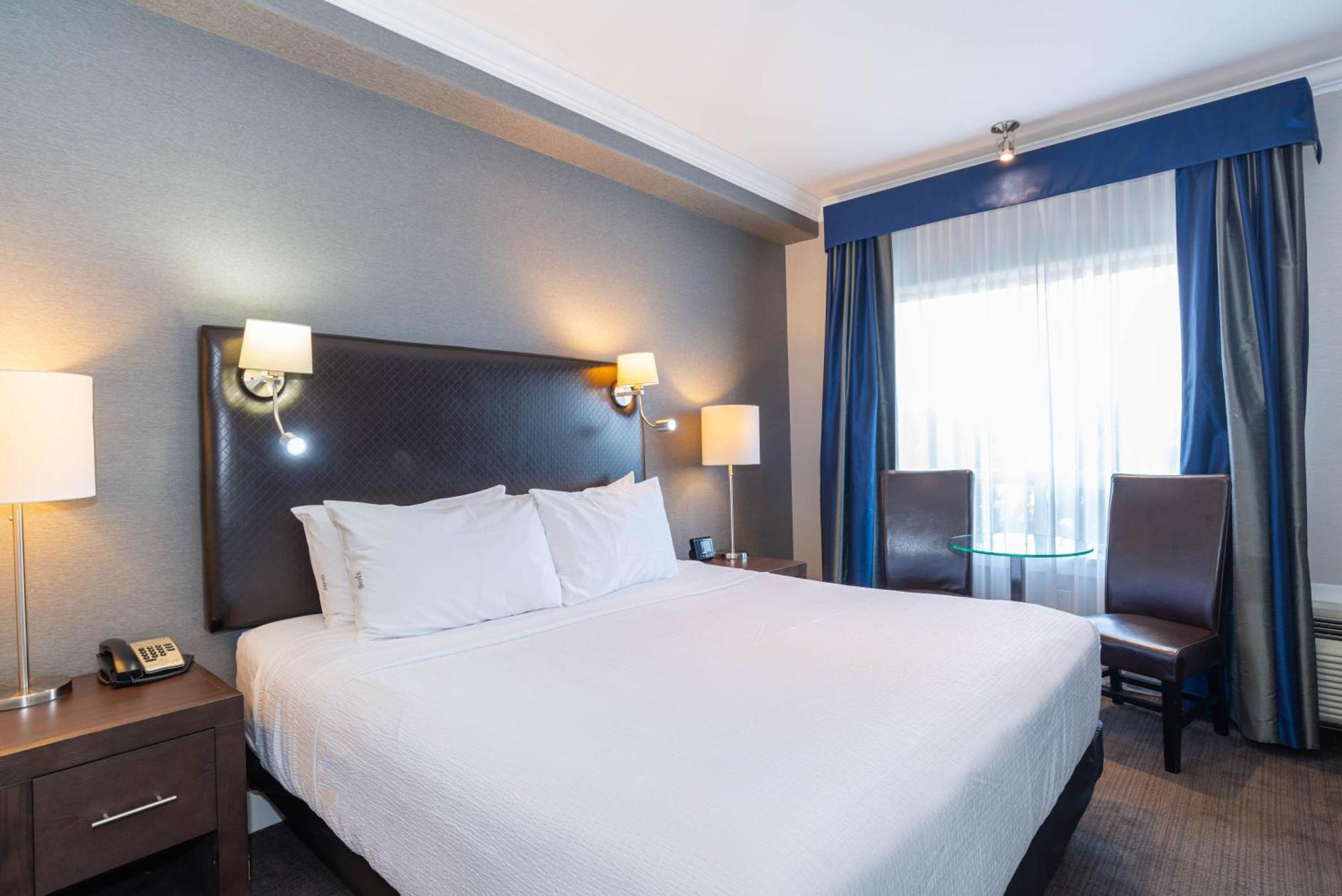 Sandman Signature Edmonton South Hotel Exterior foto